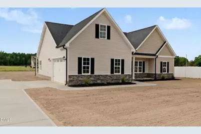 102 Chester Place, Pikeville, NC 27863 - Photo 5