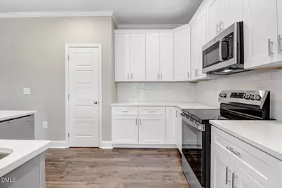 102 Chester Place, Pikeville, NC 27863 - Photo 13