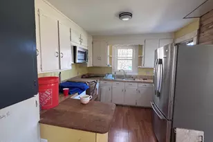 304 Atwater St, Burlington, NC 27215 - Photo 9