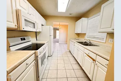 11230 Centway Park Drive #100, Raleigh, NC 27617 - Photo 15