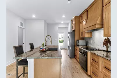 806 Dorset Stream Drive, Fuquay Varina, NC 27526 - Photo 13