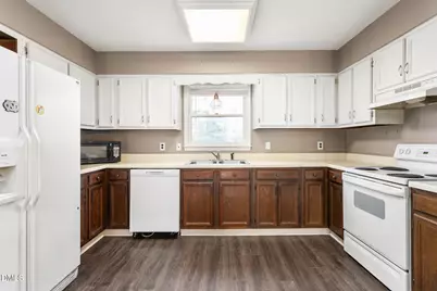 3228 Woodside Avenue, Graham, NC 27253 - Photo 7