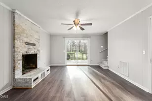 3228 Woodside Ave, Graham, NC 27253 - Photo 11