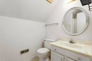 3228 Woodside Ave, Graham, NC 27253 - Photo 21