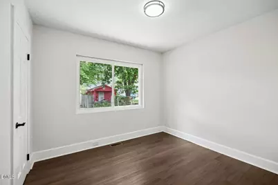 208 Fairview Avenue SW, Wilson, NC 27893 - Photo 17