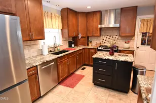 611 Flagstone Way, Durham, NC 27712 - Photo 17