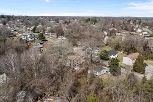 1062 Jackson St, Burlington, NC 27217 - Photo 11