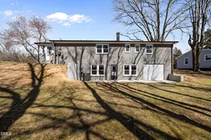 1062 Jackson St, Burlington, NC 27217 - Photo 5