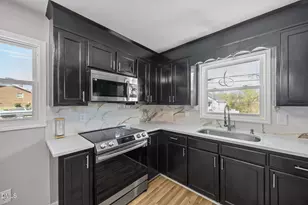 1062 Jackson St, Burlington, NC 27217 - Photo 23