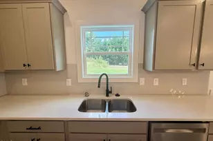 534 Middleton Ct, Sanford, NC 27330 - Photo 13