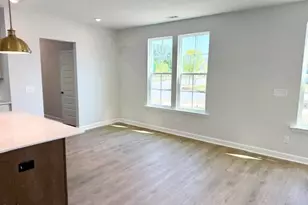 396 White Oak Gdn Wy, Garner, NC 27529 - Photo 3
