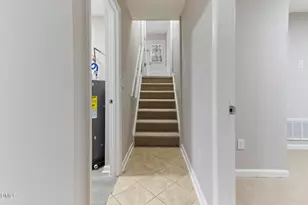 320 Penn Oak Cir, Raleigh, NC 27615 - Photo 17