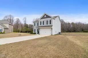 206 Clyde Dog Ct, Lillington, NC 27546 - Photo 7