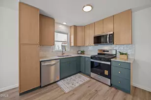 1609 Lethbridge Ct, Raleigh, NC 27606 - Photo 3