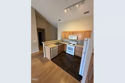 1901 Trailwood Heights Lane #302, Raleigh, NC 27603 - Photo 13