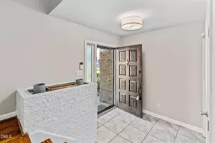 1204 Indian Trail Dr, Raleigh, NC 27609 - Photo 15