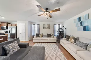 8710 Kenridge Ln, Fuquay Varina, NC 27526 - Photo 3