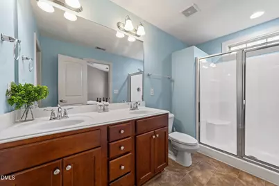 109 Parkers Pointe Drive, Benson, NC 27504 - Photo 7