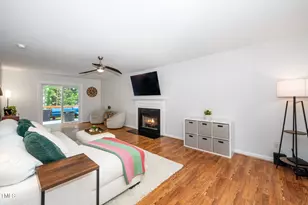 8009 Tobin Pl, Raleigh, NC 27612 - Photo 5