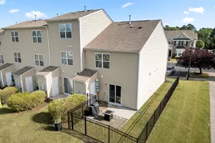 100 Stratford Lakes Dr, Durham, NC 27713 - Photo 29