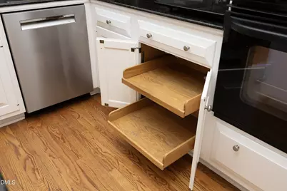 104 Hampshire Place, Chapel Hill, NC 27516 - Photo 23