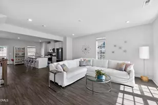 1221 Bradburn Dr, Durham, NC 27713 - Photo 3