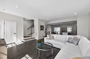 1221 Bradburn Dr, Durham, NC 27713 - Photo 5