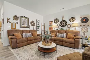 19 Clear Bead Ct, Clayton, NC 27527 - Photo 5