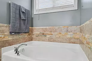 413 Rossendale Dr, Hope Mills, NC 28348 - Photo 27