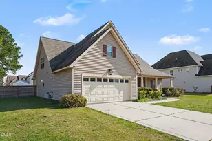 413 Rossendale Dr, Hope Mills, NC 28348 - Photo 15