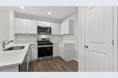 108 Clementine Street, Sanford, NC 27332 - Photo 5