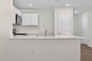 110 Clementine St, Sanford, NC 27332 - Photo 7