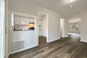 3737 Jamestown Cir, Raleigh, NC 27609 - Photo 9
