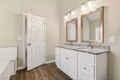 4336 Clovelly Drive, Greensboro, NC 27406 - Photo 17