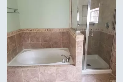 100 Bedbrook Court, Cary, NC 27519 - Photo 21