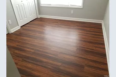 100 Bedbrook Court, Cary, NC 27519 - Photo 5