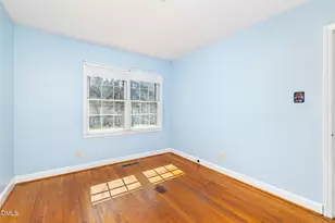 2008 Brookrun Rd, Henderson, NC 27536 - Photo 17