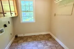 2008 Brookrun Rd, Henderson, NC 27536 - Photo 17