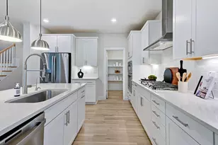 279 Hickory Grv Dr, Sanford, NC 27330 - Photo 7