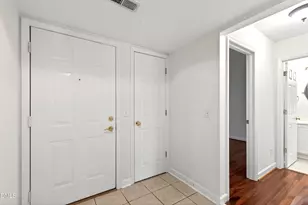 1010 Nicholwood Dr, Raleigh, NC 27605 - Photo 15