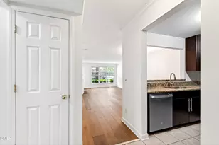 1010 Nicholwood Dr, Raleigh, NC 27605 - Photo 9