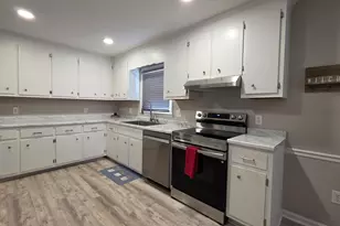 1108 S 6th St, Lillington, NC 27546 - Photo 5