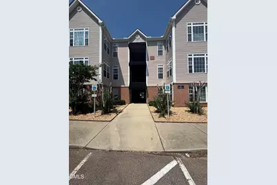 2511 Huntscroft Lane #303, Raleigh, NC 27617 - Photo 1