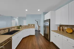 308 Minton Valley Ln, Cary, NC 27519 - Photo 11