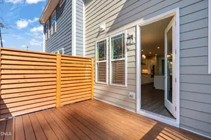 528 Plumleaf Ln, Durham, NC 27703 - Photo 7