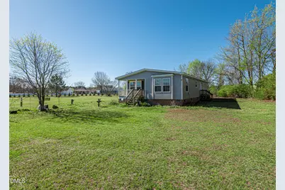 87 Garland Way, Dunn, NC 28334 - Photo 3