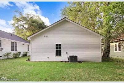 203 Booker Street NW, Pikeville, NC 27863 - Photo 3