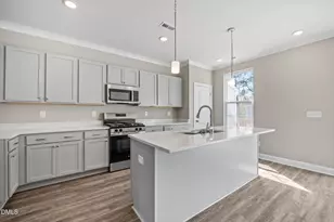 329 Parker St, Garner, NC 27529 - Photo 7