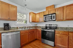 103 Westview Dr, Carrboro, NC 27510 - Photo 9