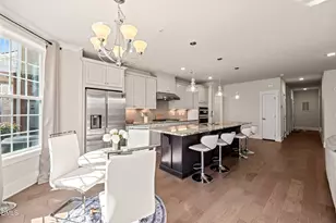 10320 Sablewood Dr, Raleigh, NC 27617 - Photo 7